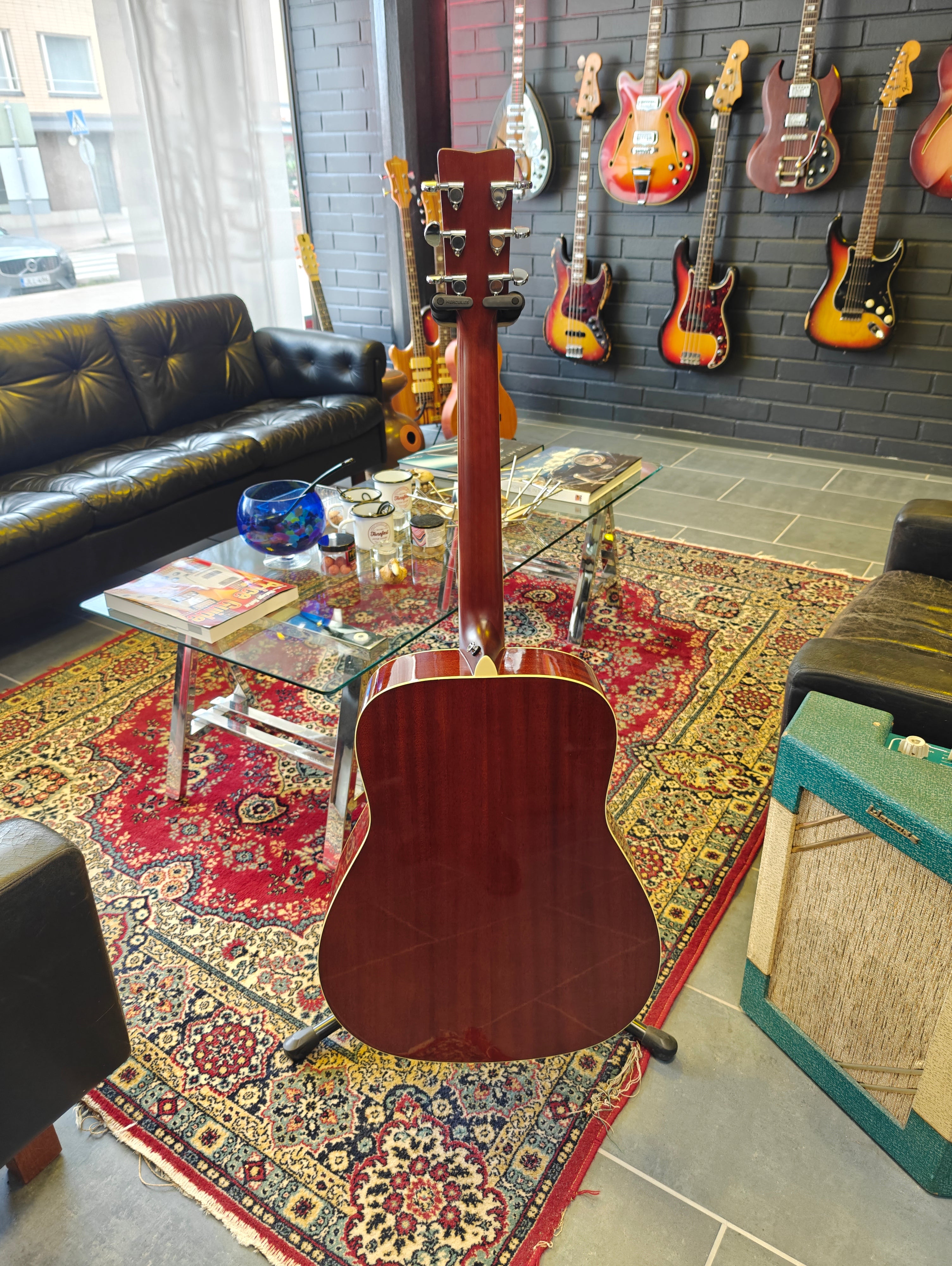 Yamaha FG820