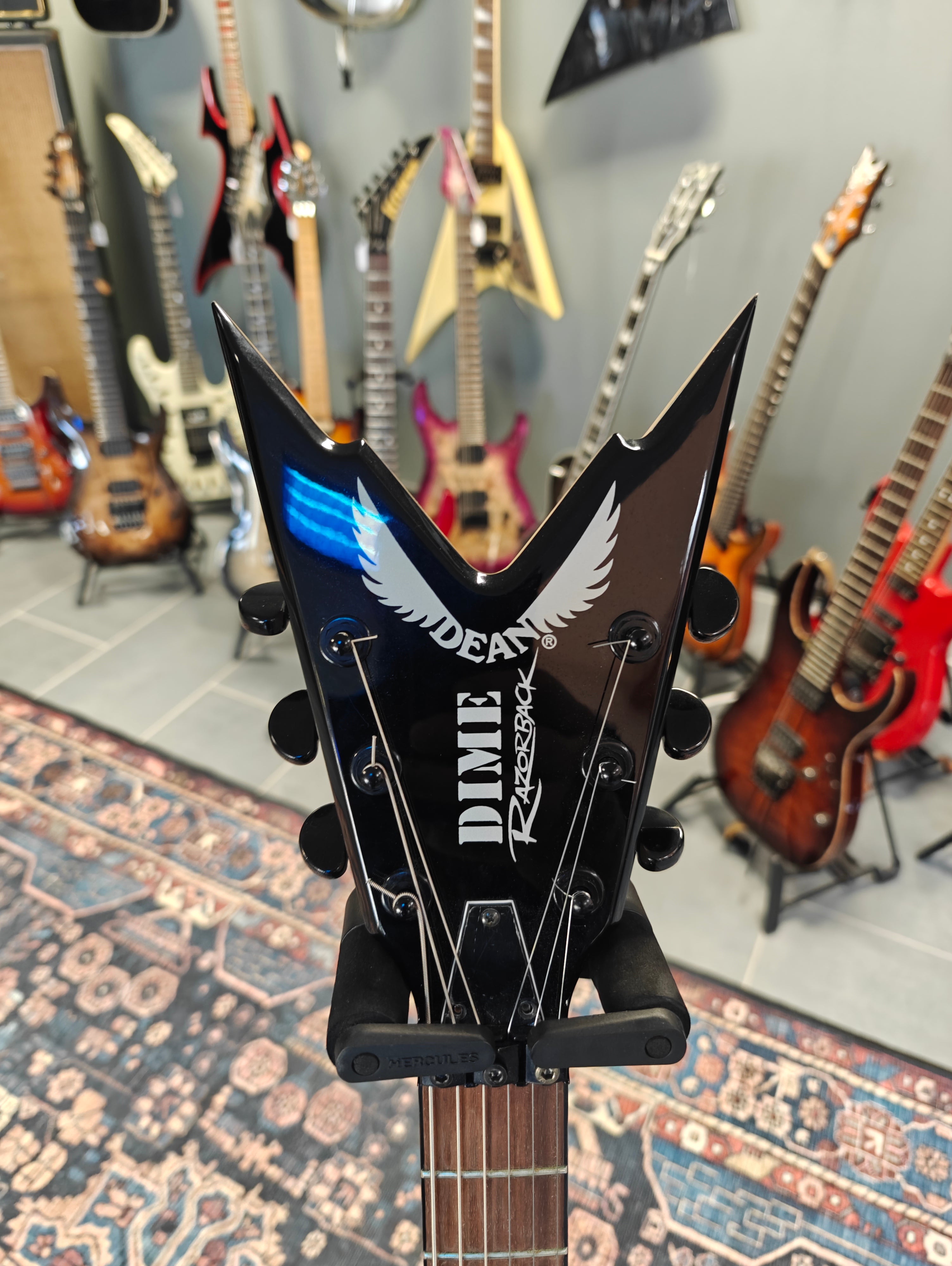 Dean Razorback w/Floyd Rose and DMT Pickups