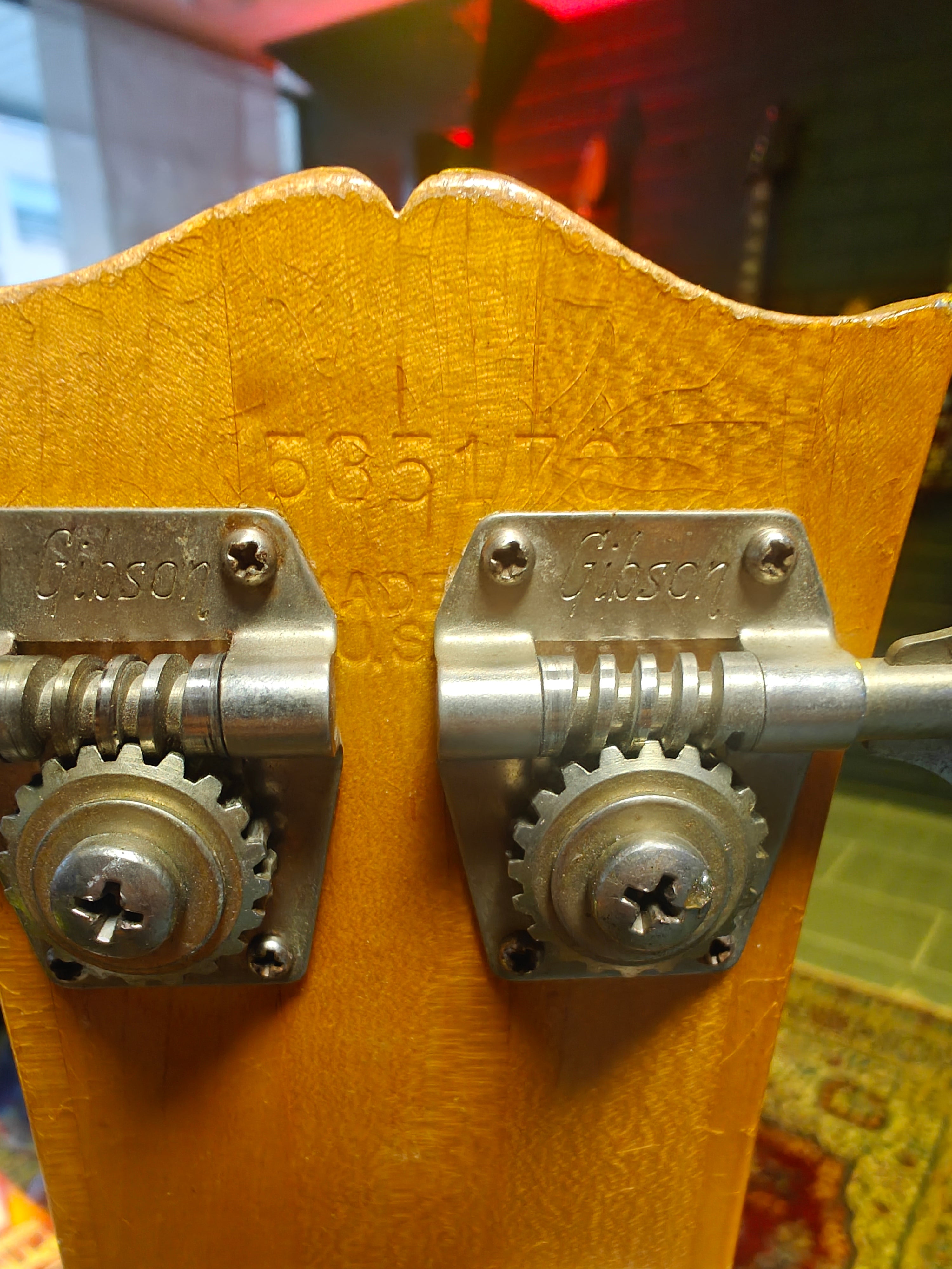 Gibson Ripper L9-S 1975