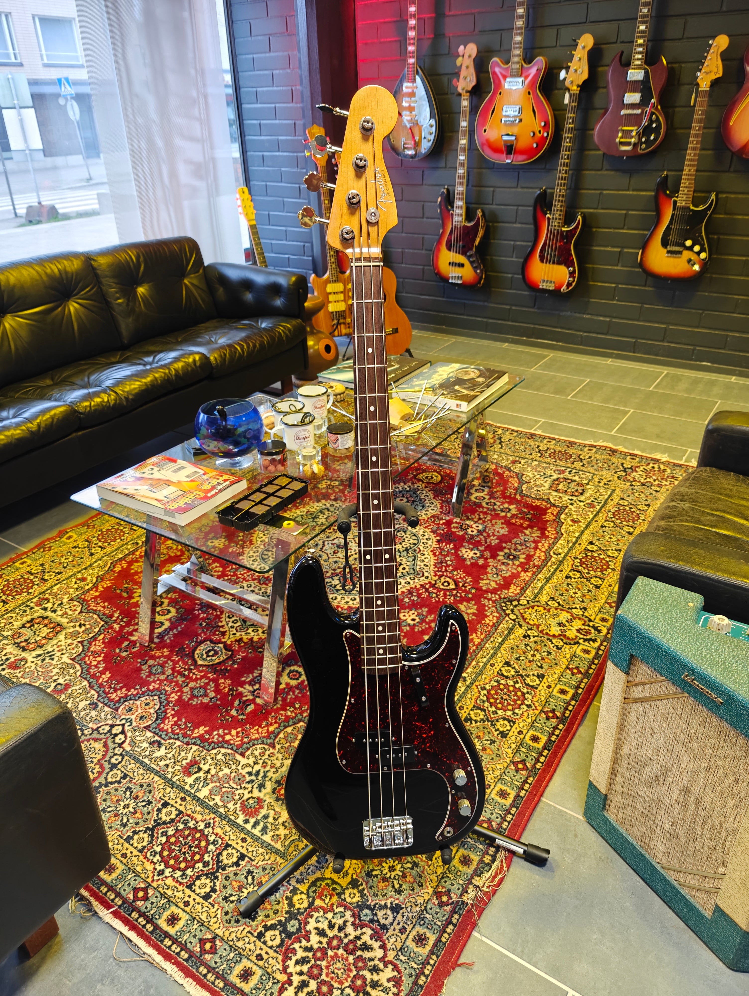 Fender American Vintage ’62 Precision Bass Black 2005