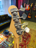 Fender Precision Bass 1975 Daphne Blue over Black