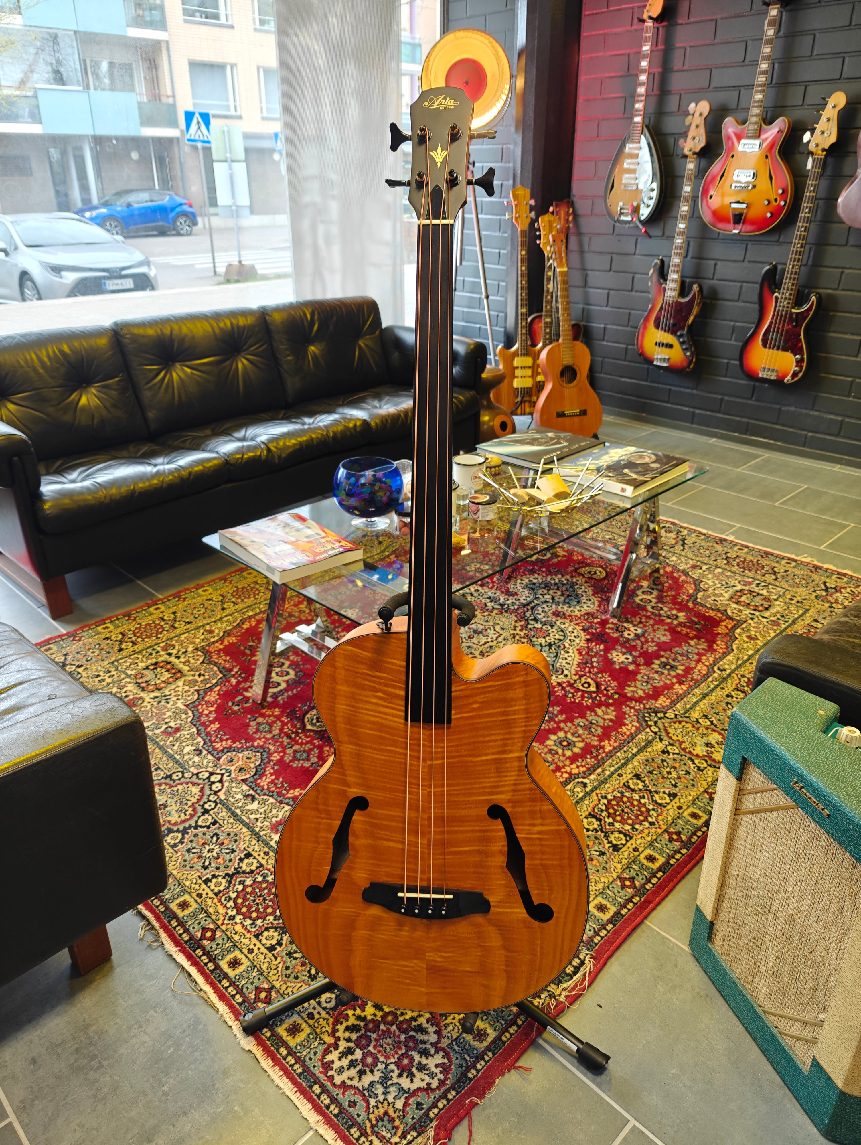 Aria FEB-F2/FL Full Scale Fretless