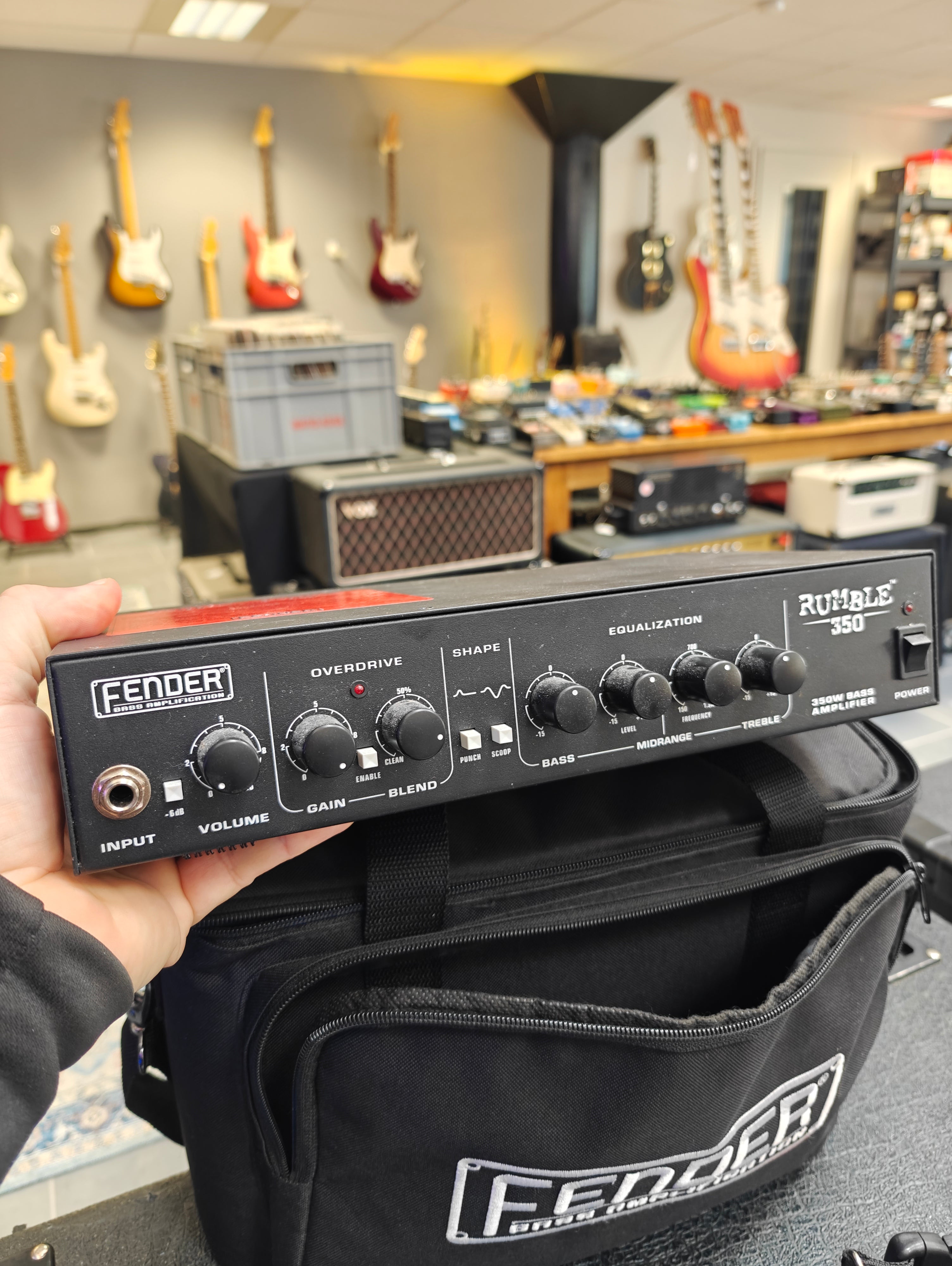 ベース FENDER RUMBLE 350 HEAD Fender Rumble 350 Head – Tonefest Guitar Gallery