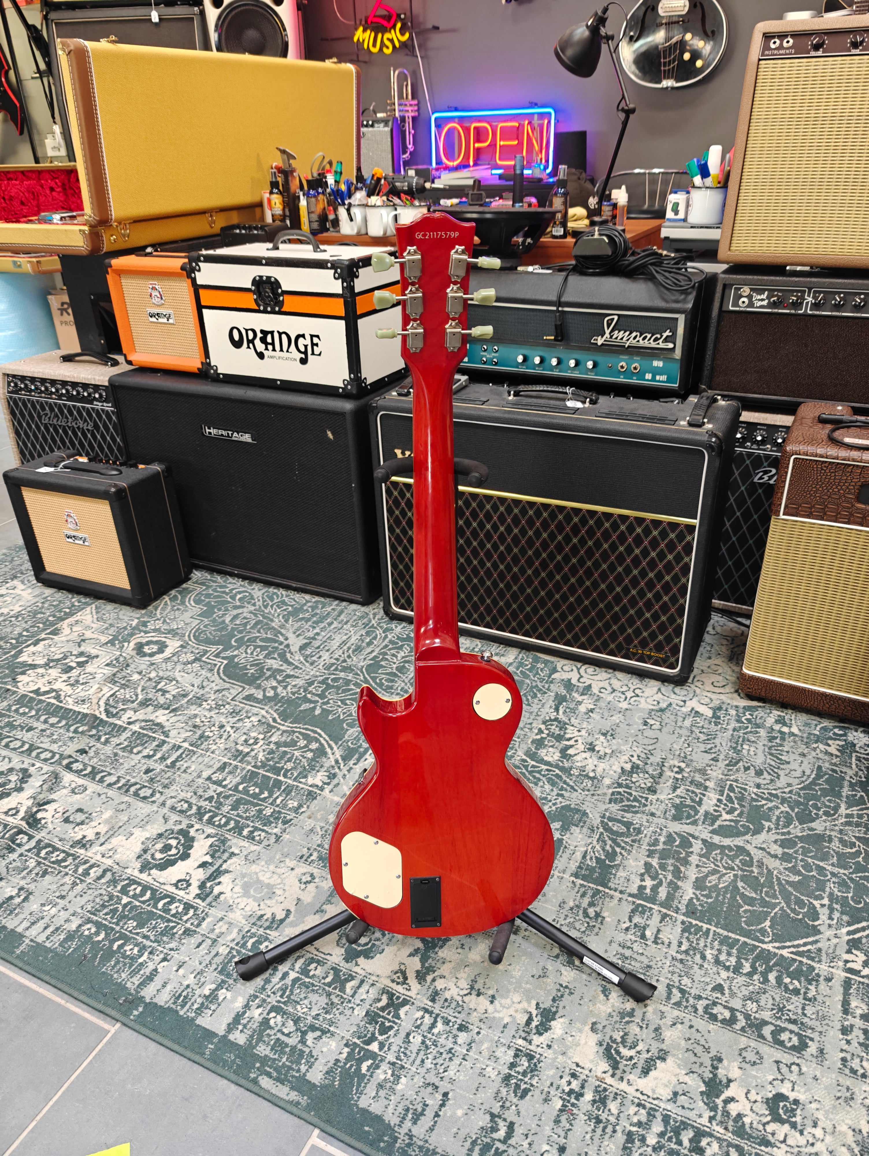 GrassRoots Limited Model Short Scale Amp Guitar