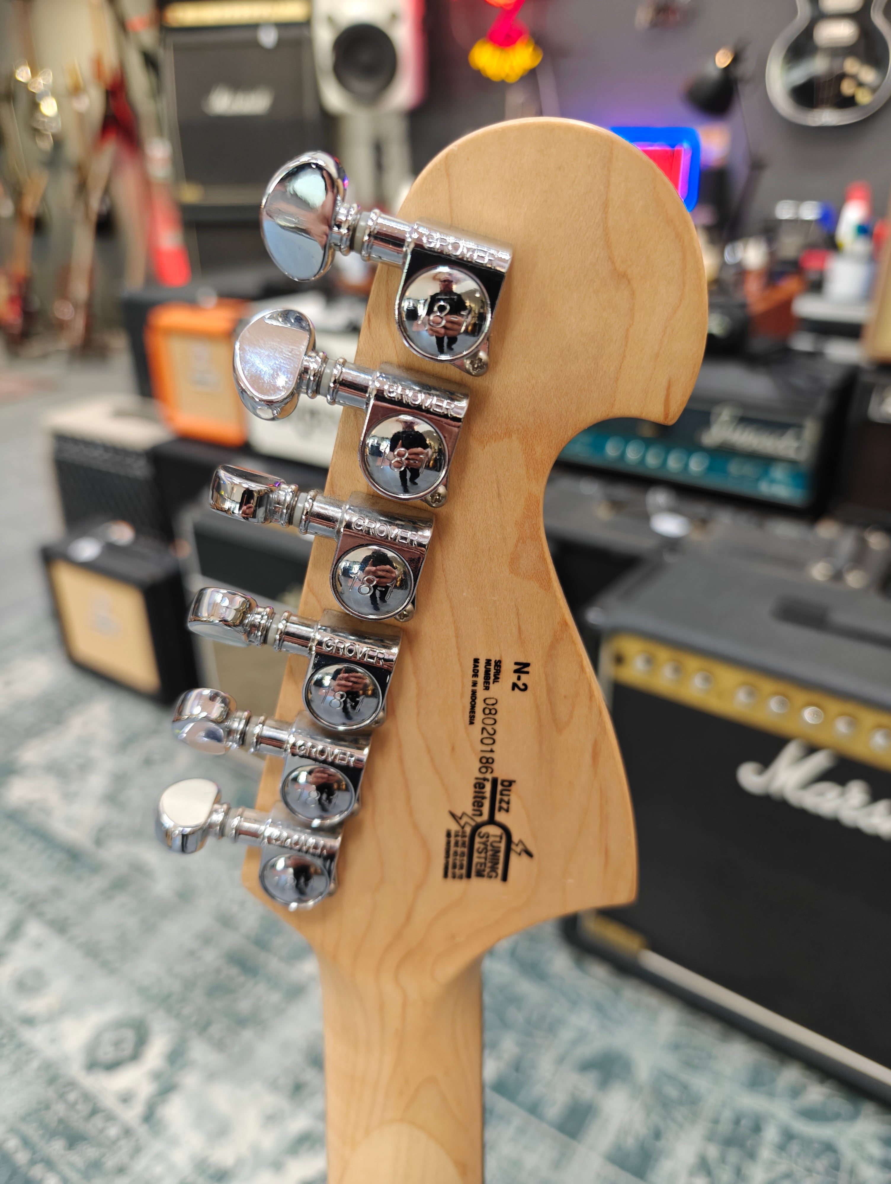 Washburn N2 Nuno Bettencourt Model – Tonefest Guitar Gallery