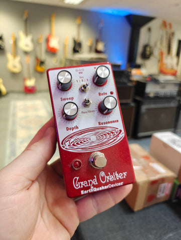EarthQuaker Devices Grand Orbiter