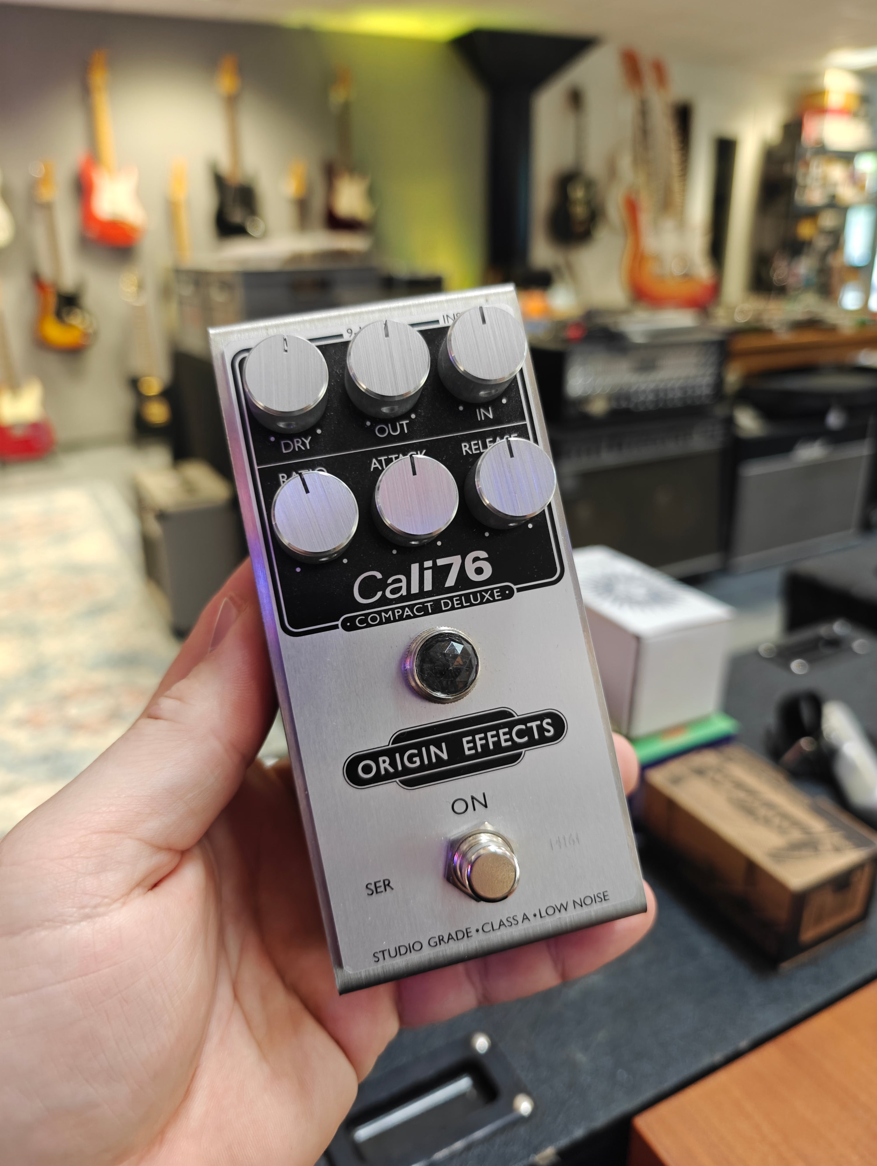 Origin Effects Cali76 Compact Deluxe – Tonefest Guitar Gallery