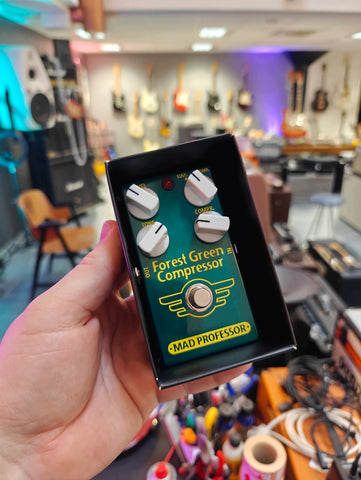 Mad Professor Forest Green Compressor