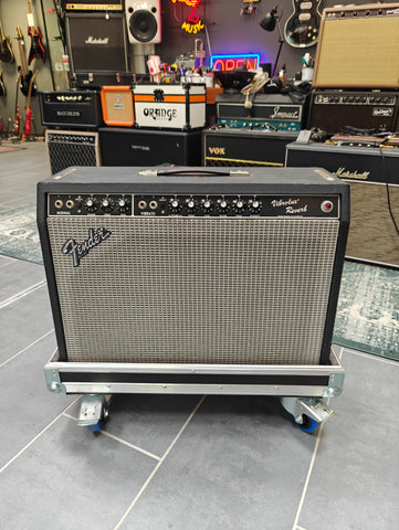 Fender Vibrolux Reverb 1980-1982 w/Flight Case