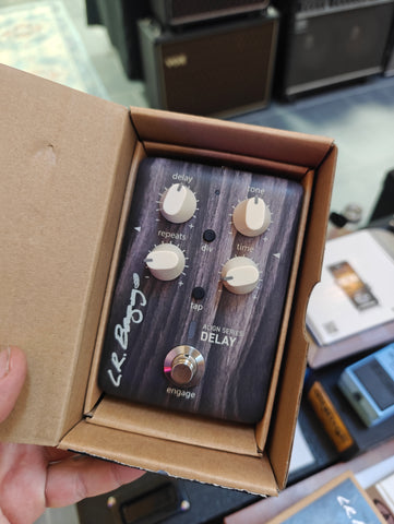 L.R. Baggs Align Series Delay