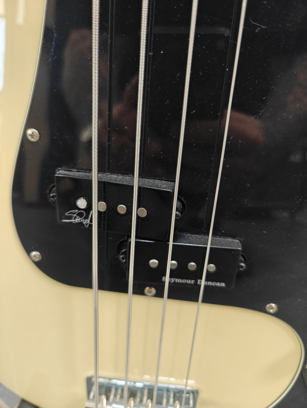 ESP GrassRoots G-PB-55R w/ Seymour Duncan Steve Harris P-Bass Pickup