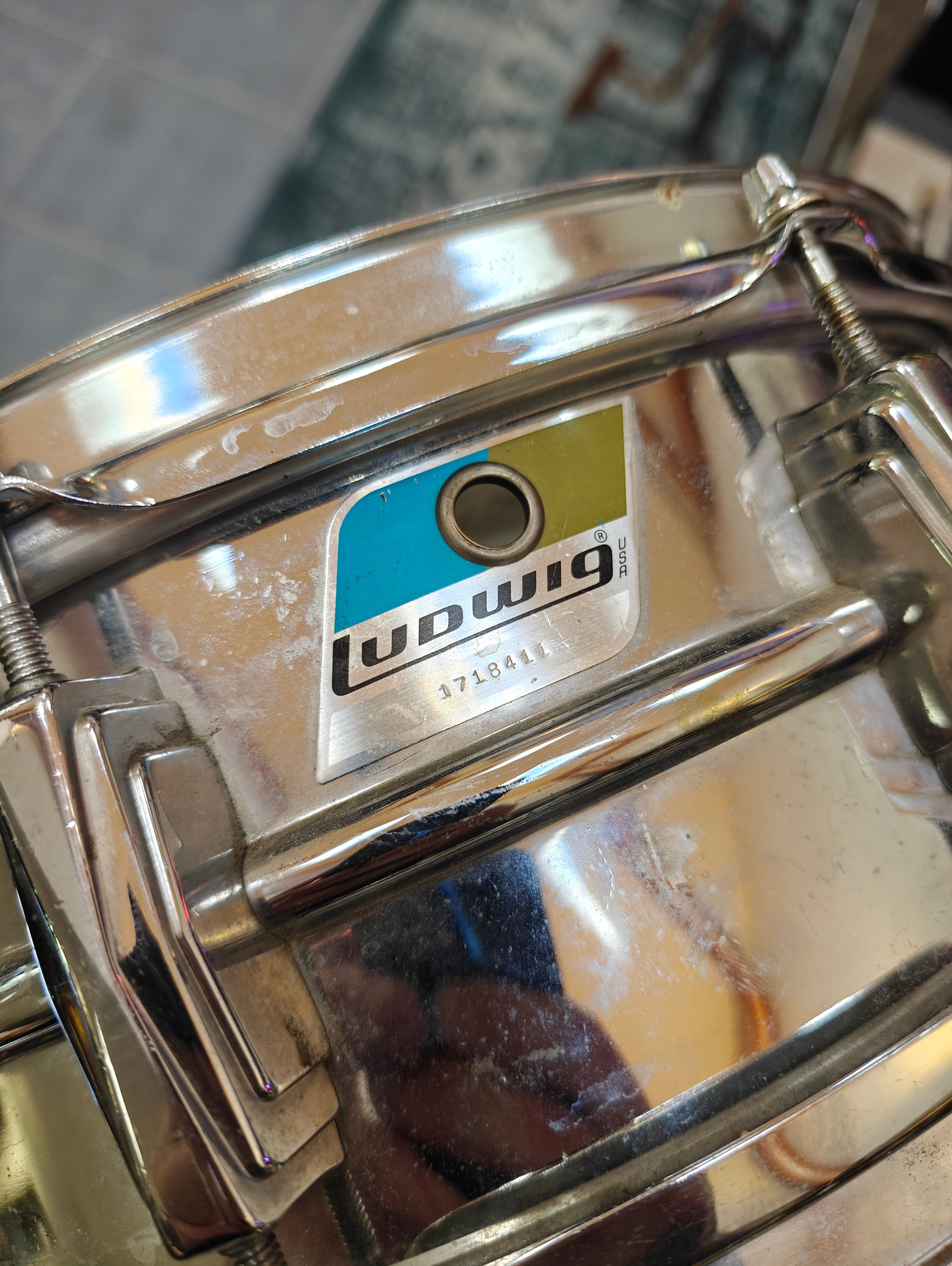 Ludwig Supraphonic 14 x 5 1970s w/ case