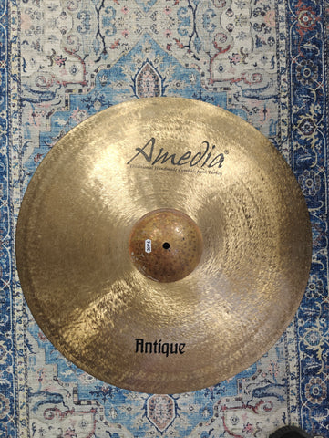 Amedia Antique 24" Ride Medium Thin 2650 g