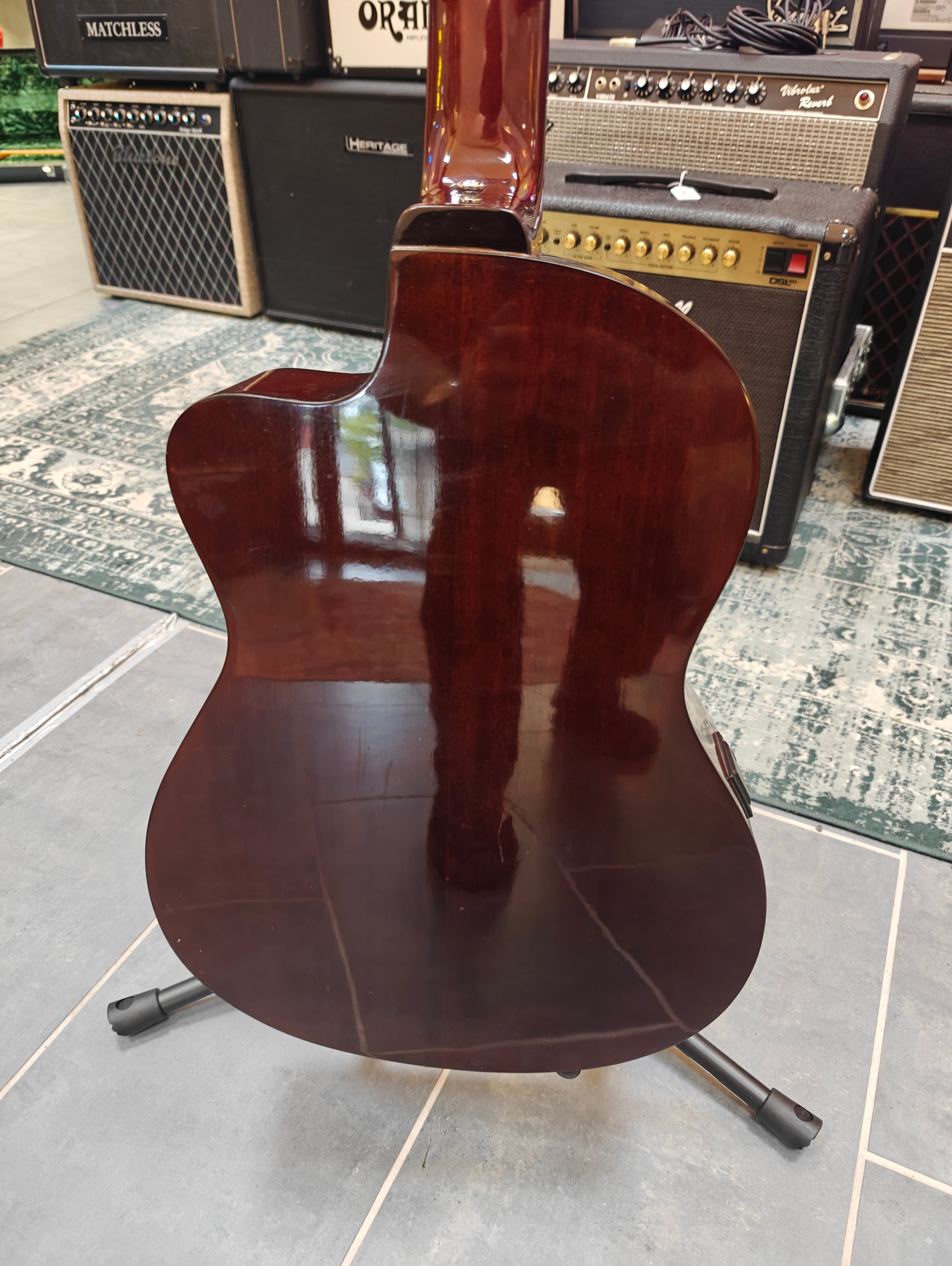Salvador Ibanez G5ECE-AM-2y-02