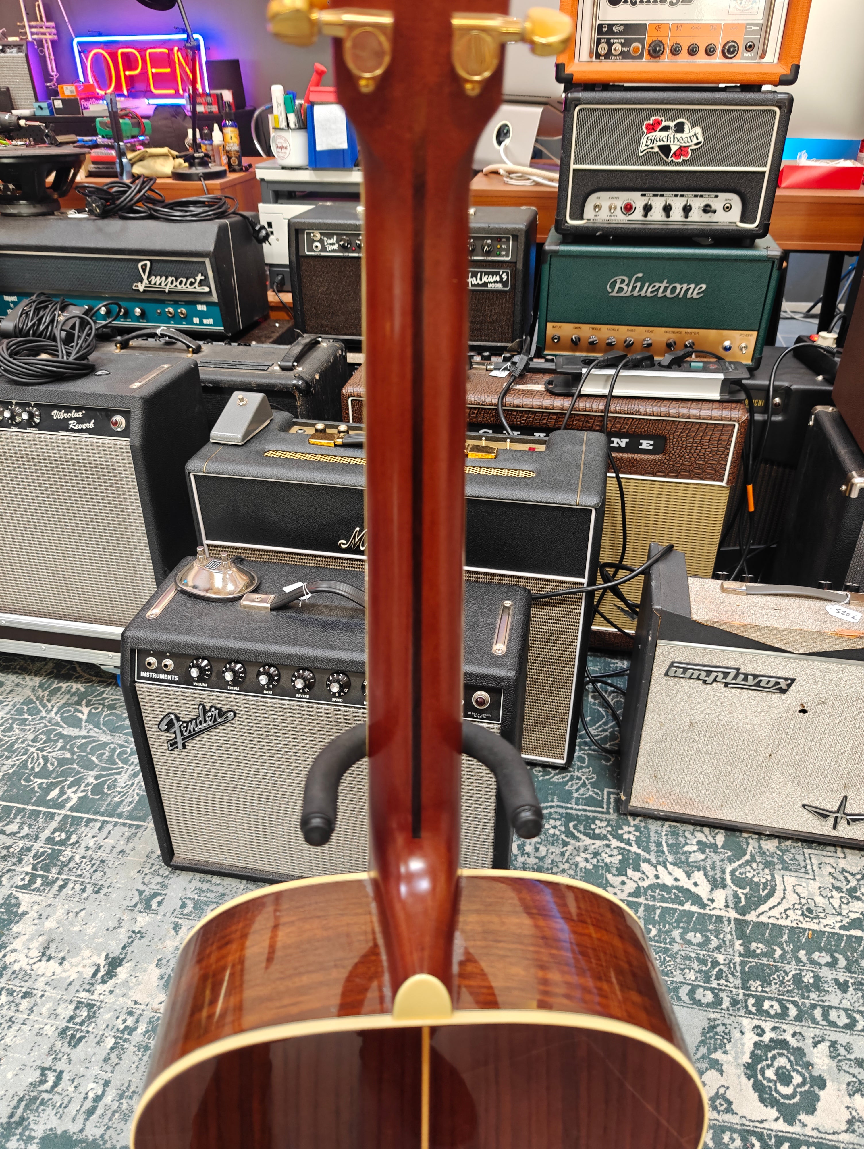 Yamaha LL16L