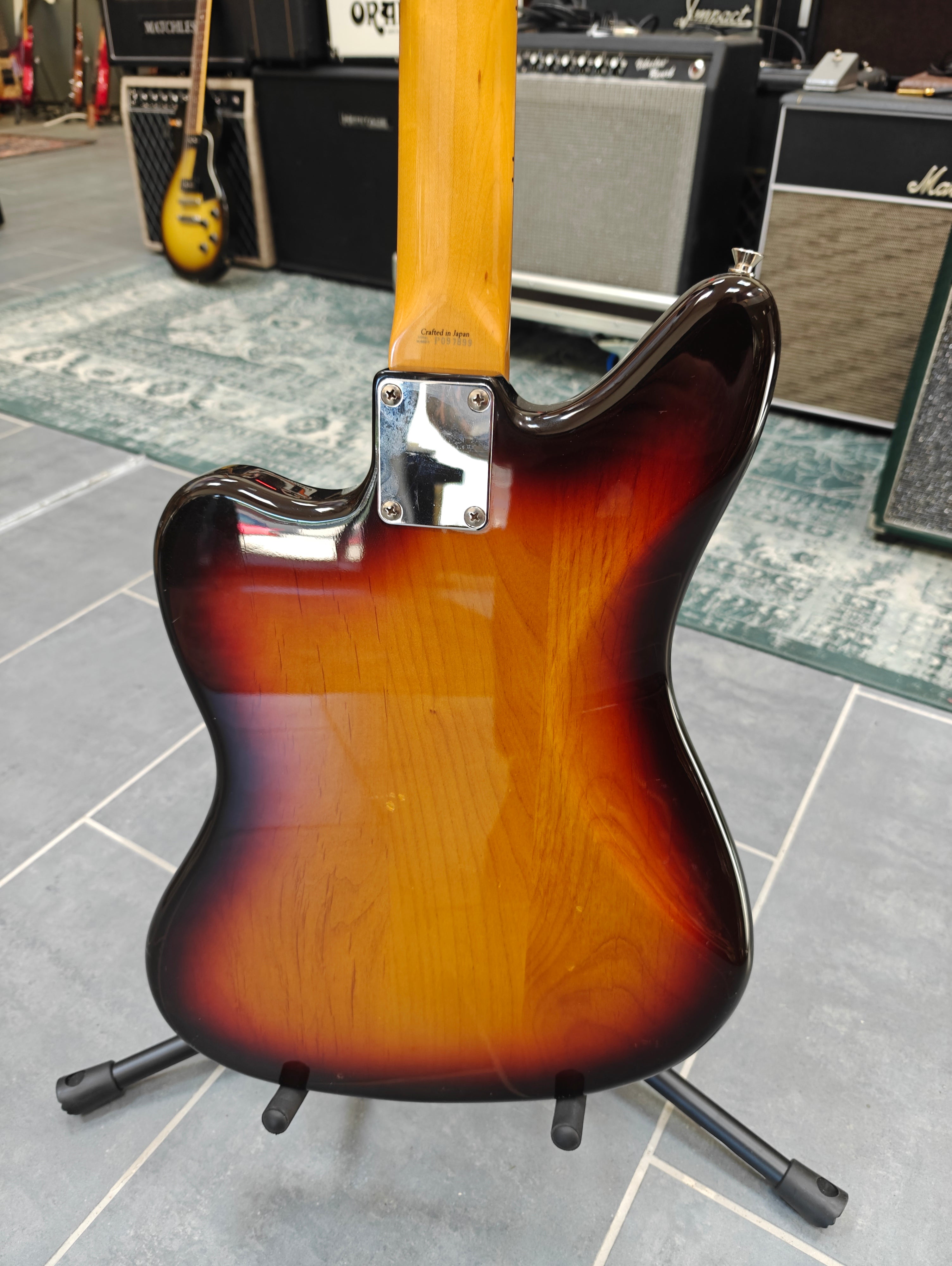 Fender Japan Jaguar 62 Vintage Reissue JG66 3-tone Sunburst 2002