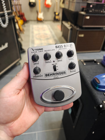 Behringer V-Tone Bass BDI 21