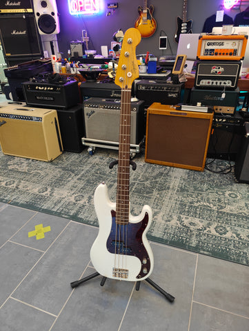Squier Classic Vibe 60s Precision Bass