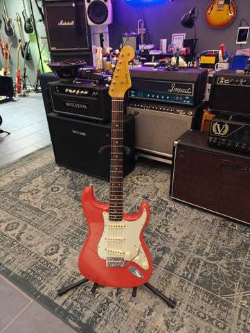 Fender American Vintage II Stratocaster Fiesta Red 2024