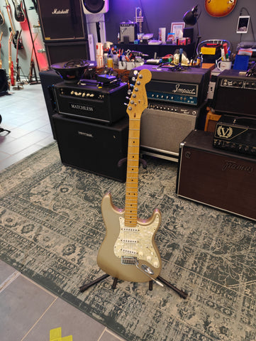 RESERVED Fender Roadhouse Stratocaster Shoreline Gold 1997