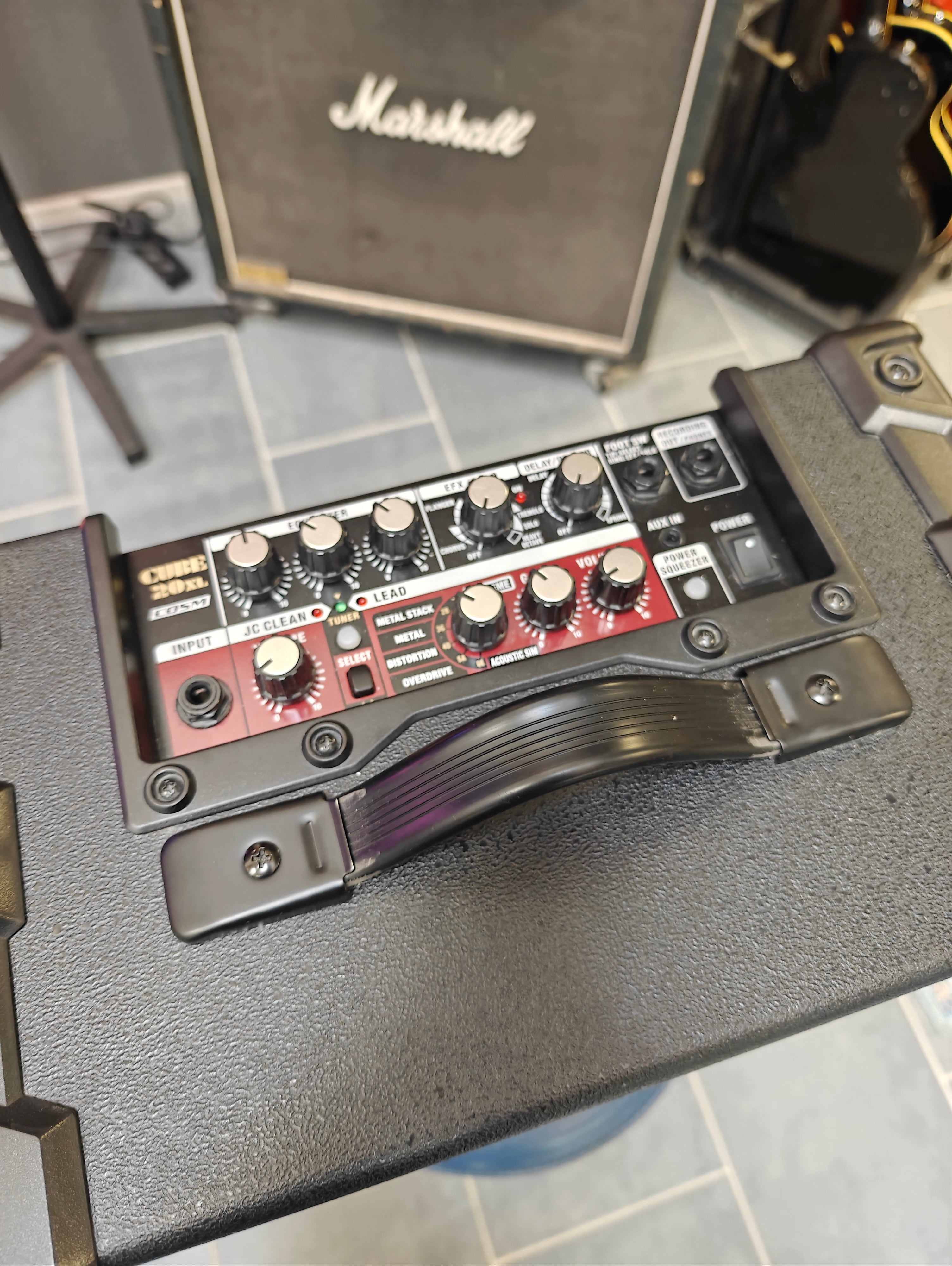 Roland Cube 20XL