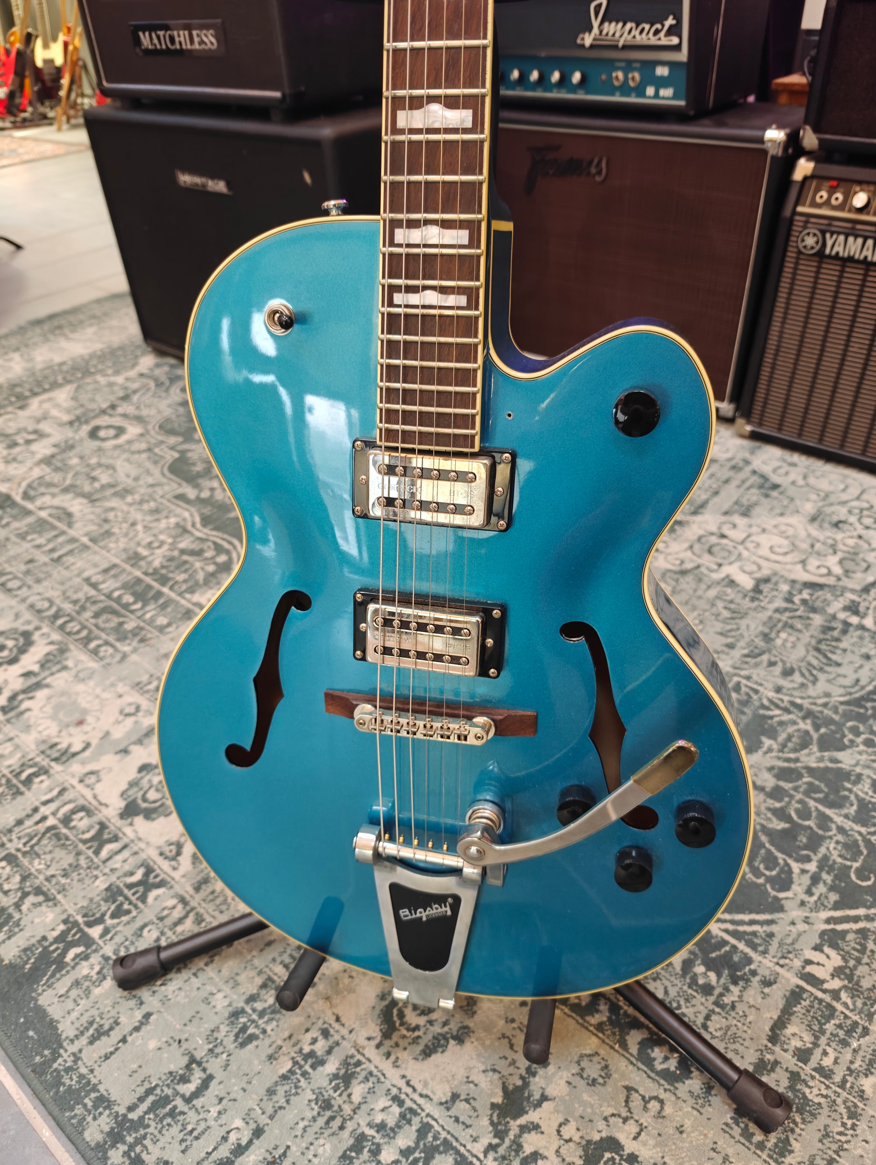 Gretsch G2420T
