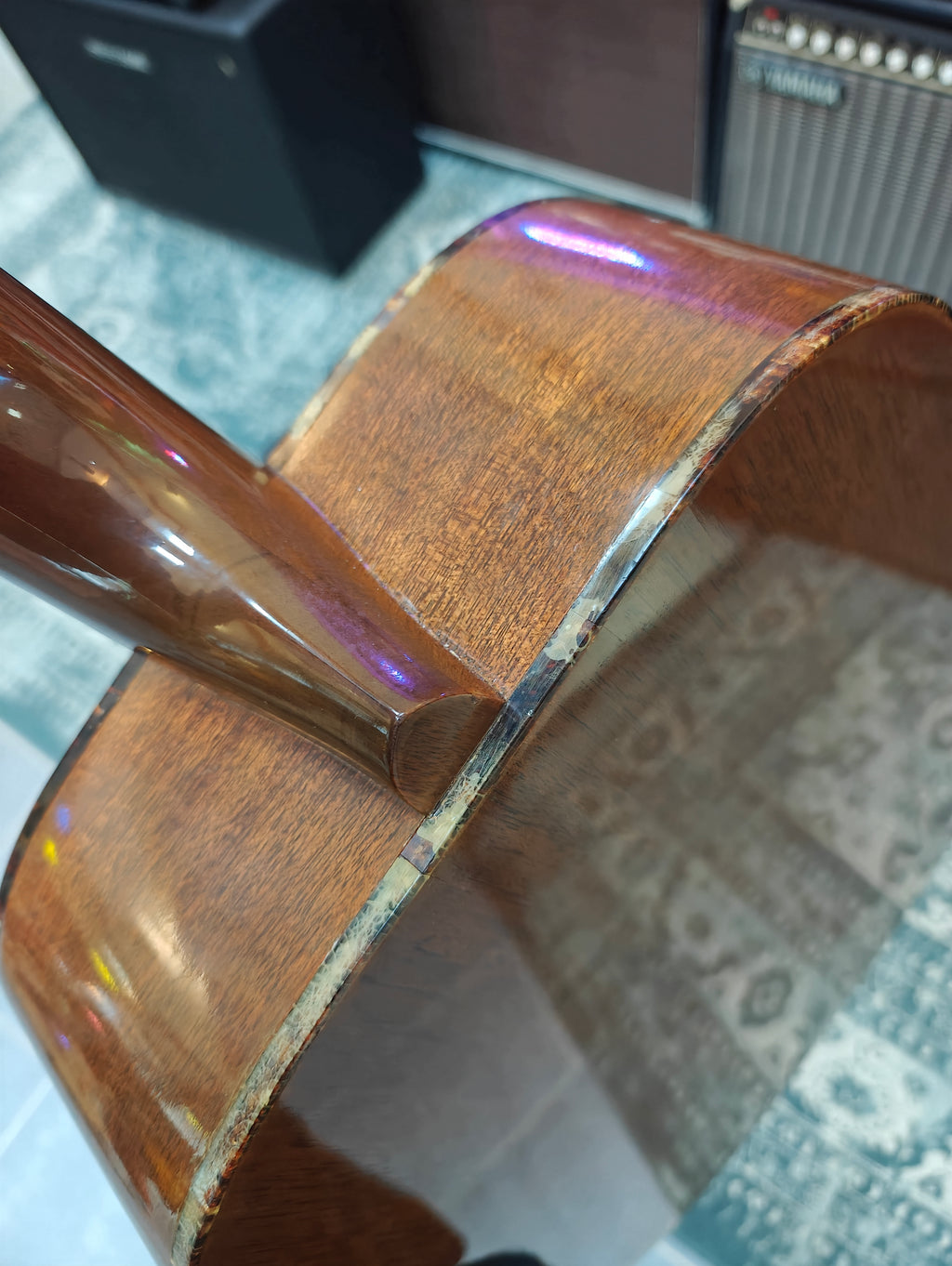 Gibson J-50 Deluxe 1973