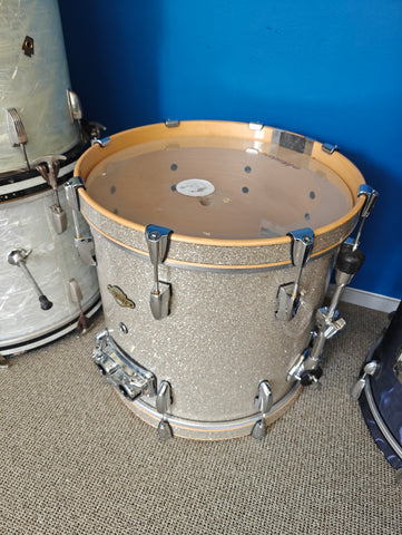 Pearl Masters Maple Bass Drum 18"