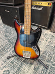 Squier Vintage Modified Mustang Bass 2011 w/Fender Hard Shell Case