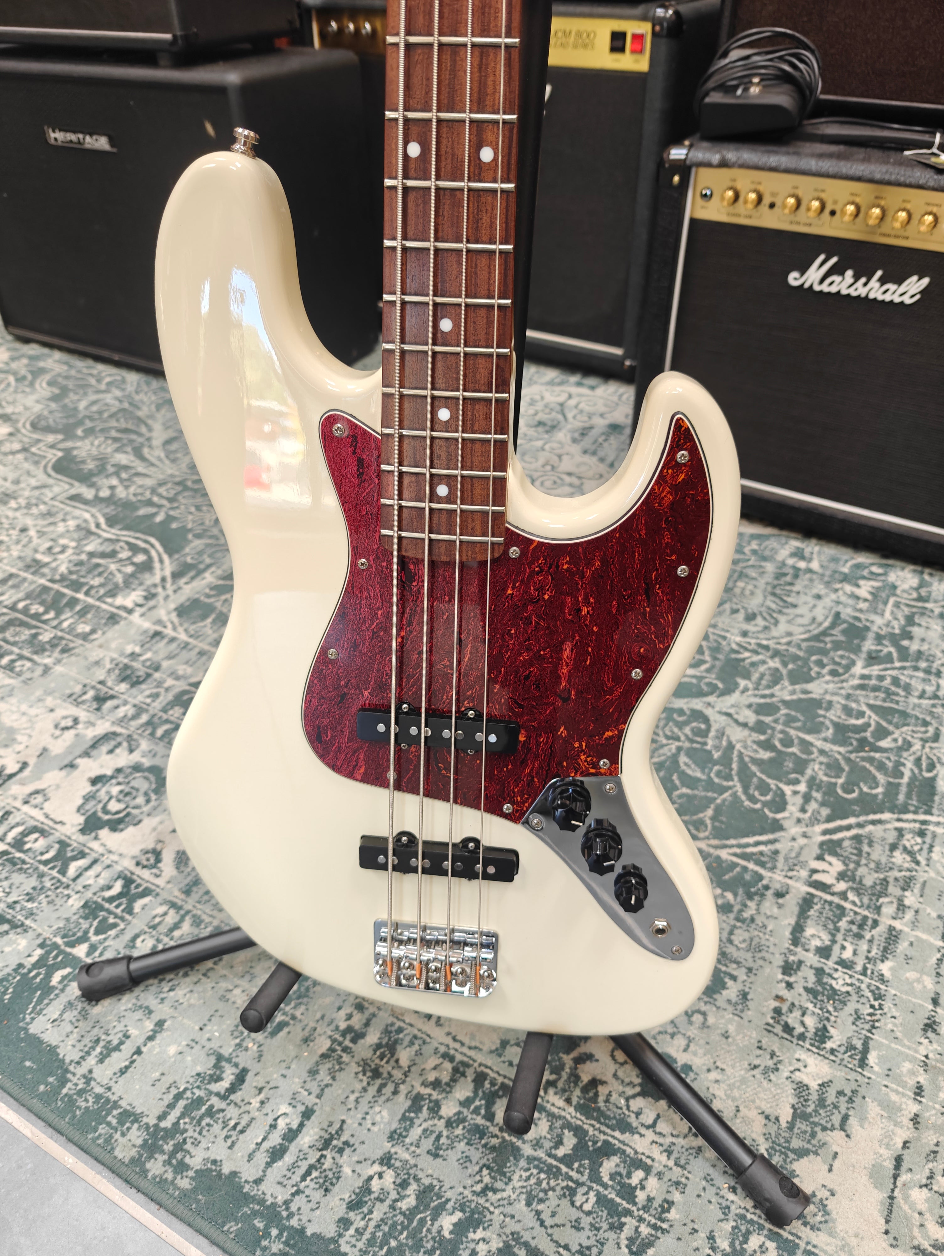 Tokai AJB-58 Olympic White