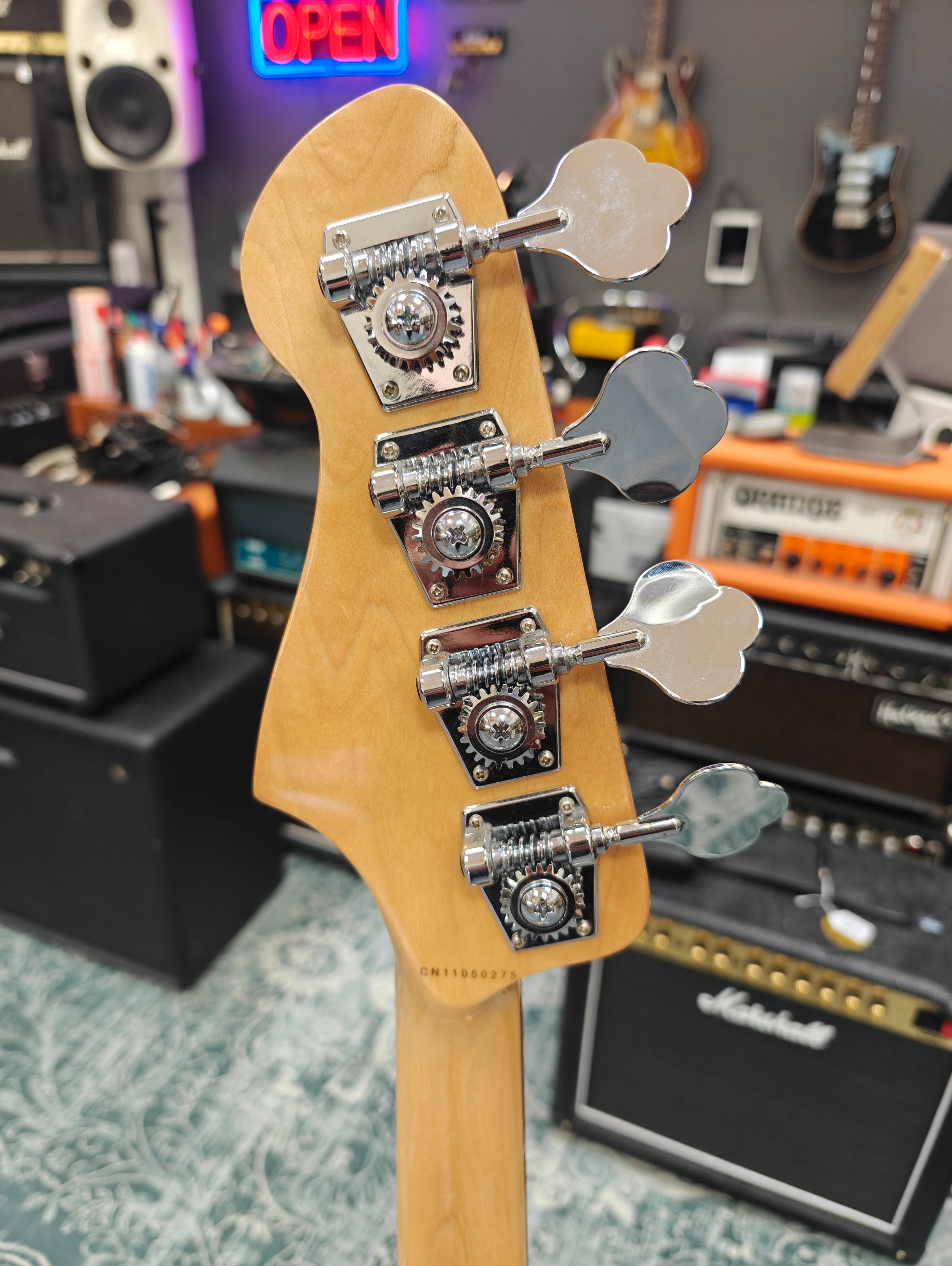 Tokai AJB-58 Olympic White