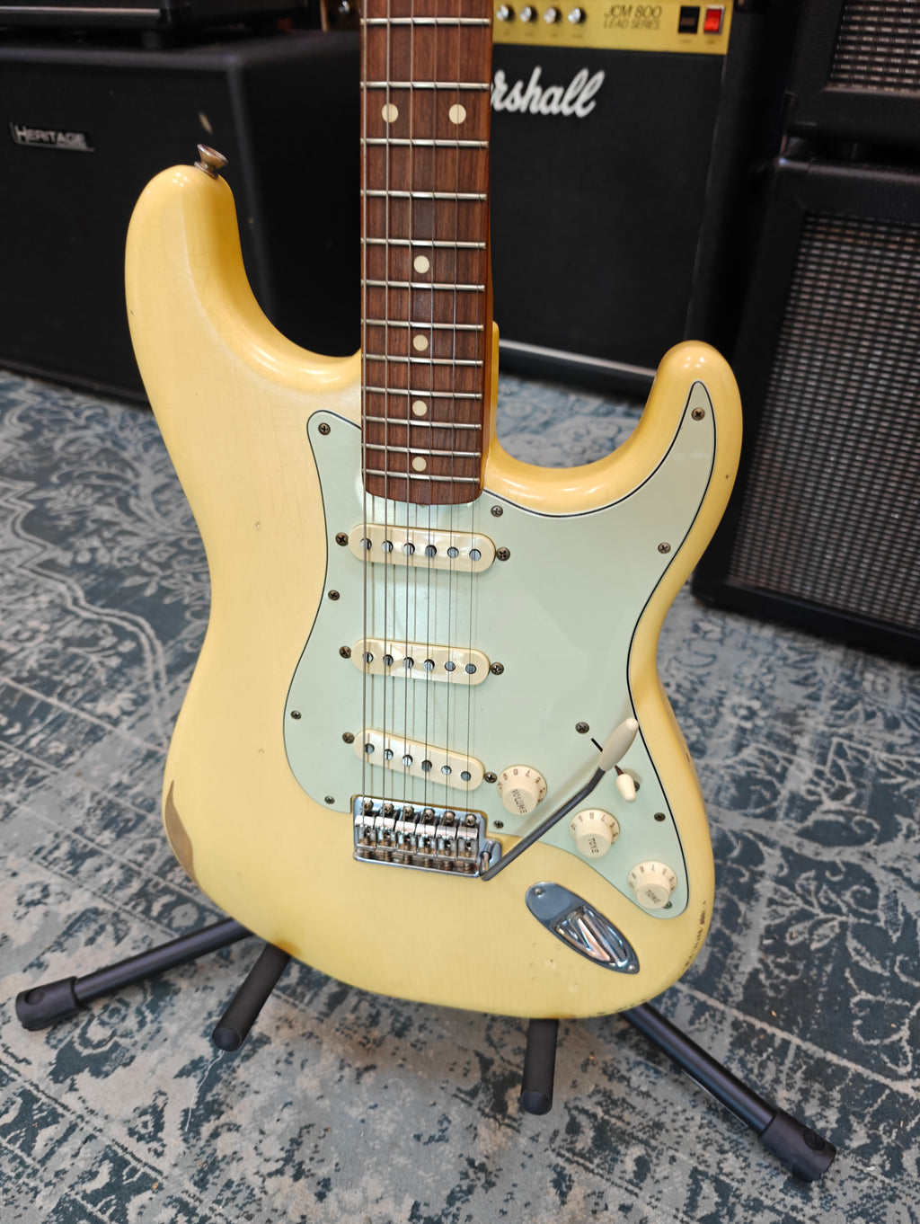 Fender Road Worn '60s Stratocaster Vintage White 2022