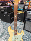 Fender Road Worn '60s Stratocaster Vintage White 2022