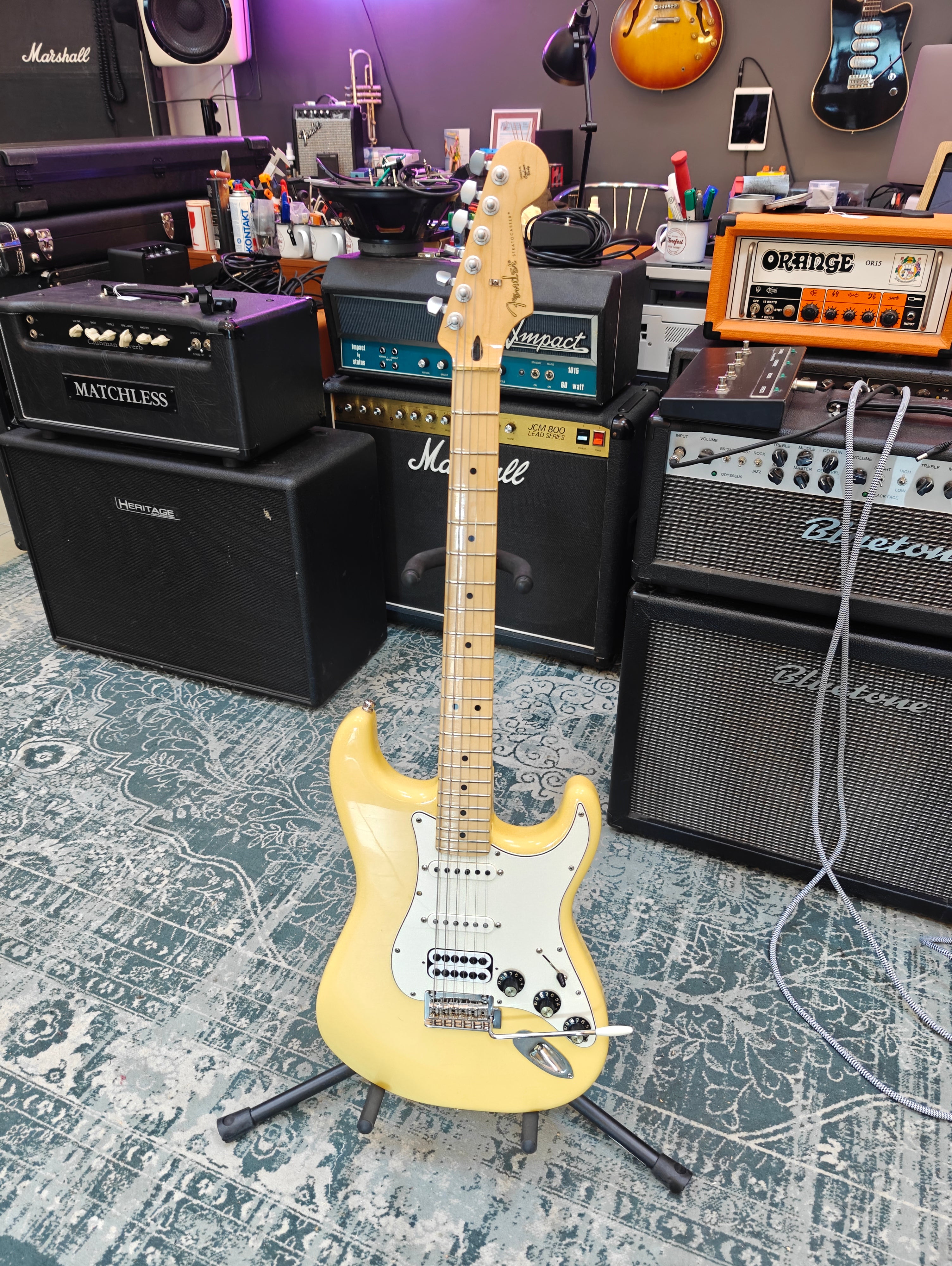 Player Stratocaster Buttercream w/ Seymour Duncan Invader & Bare Knuckle Sinner
