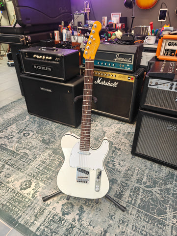 Fender American Ultra Telecaster 2023