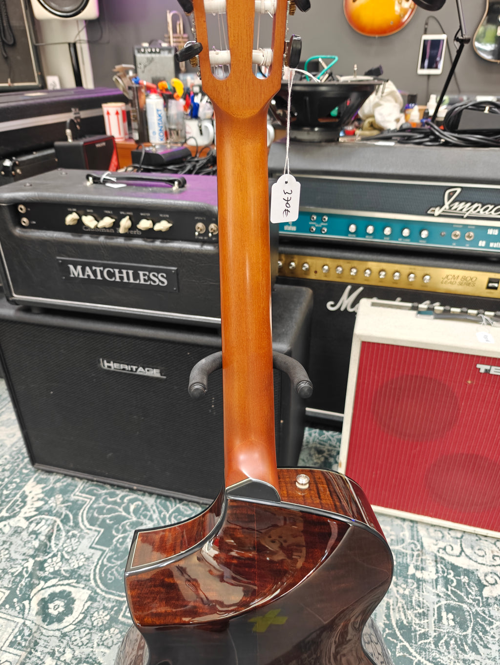 Ibanez AEWC300N-NNB