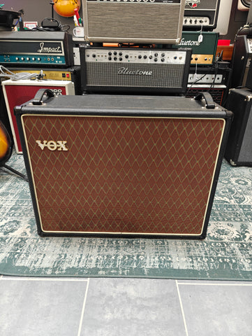 Vox V212BN Loaded with 1976 Celection Black Back T1234 G12H 30W