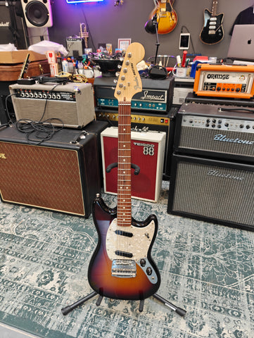 Fender Mustang American Performer 2018