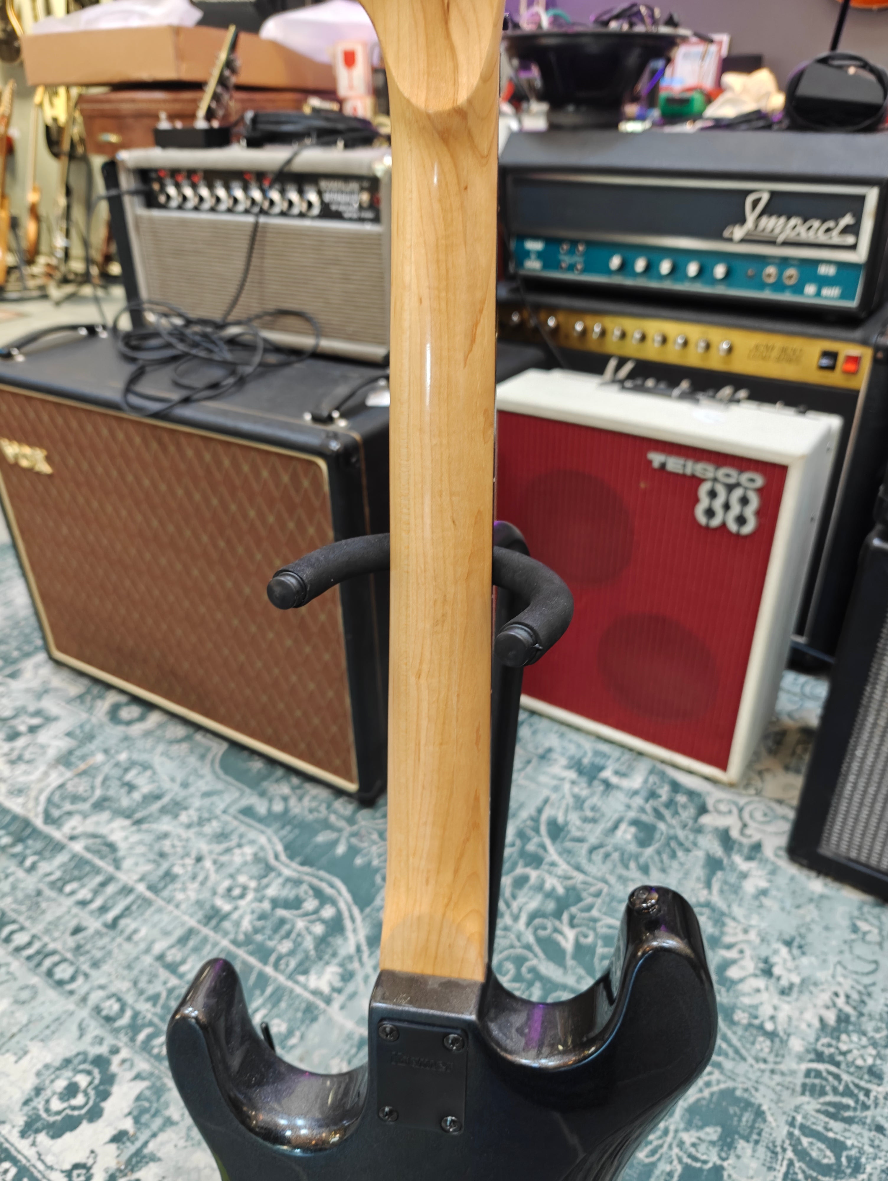 Kramer Nightswan Black