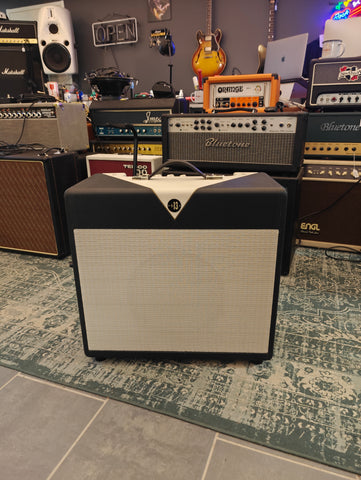 Divided by 13 CJ11 11-Watt 1x12" Guitar Combo
