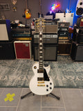 Epiphone Les Paul Custom Alpine White Inspired by Gibson Custom