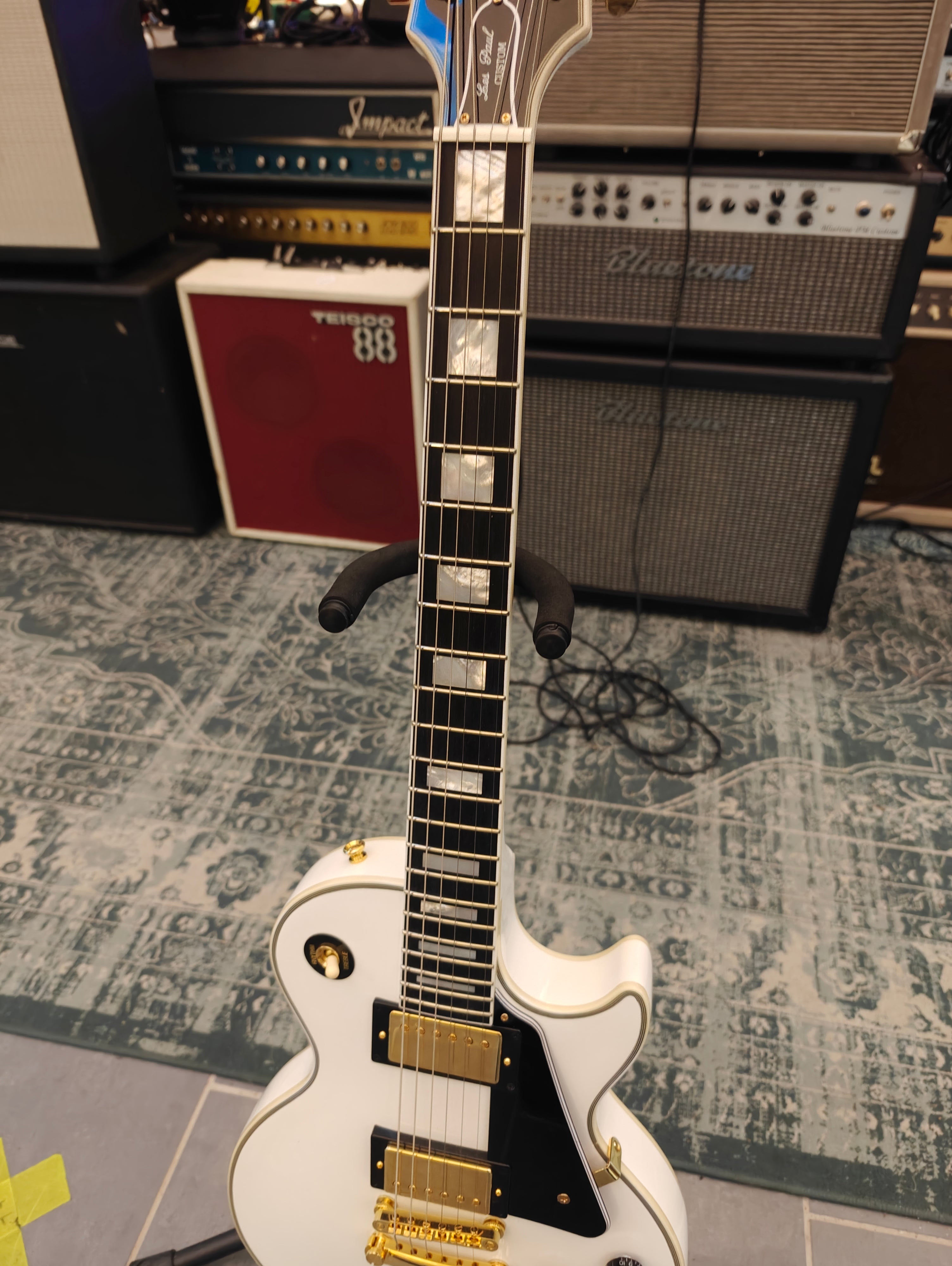 Epiphone Les Paul Custom Alpine White Inspired by Gibson Custom