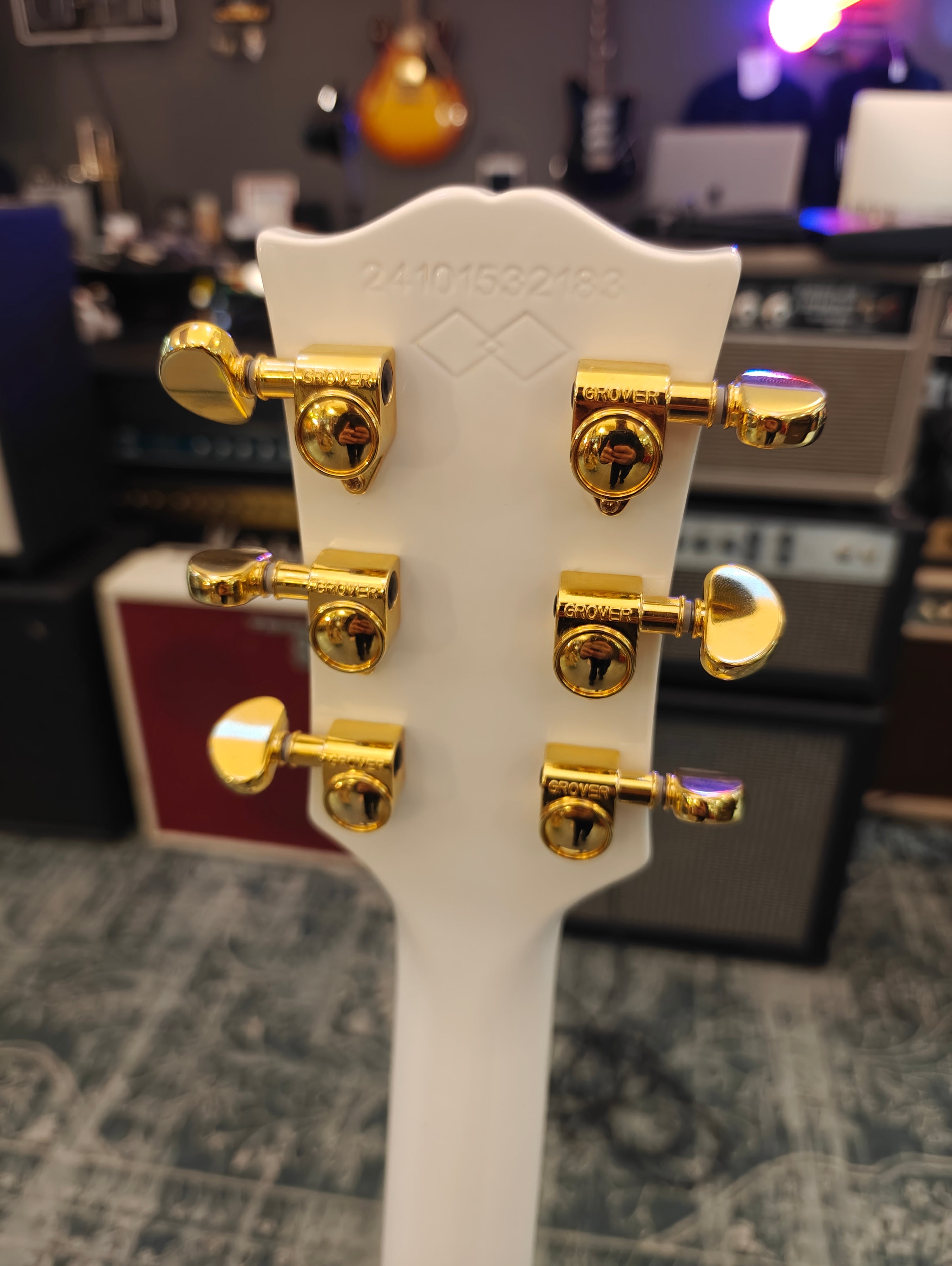 Epiphone Les Paul Custom Alpine White Inspired by Gibson Custom