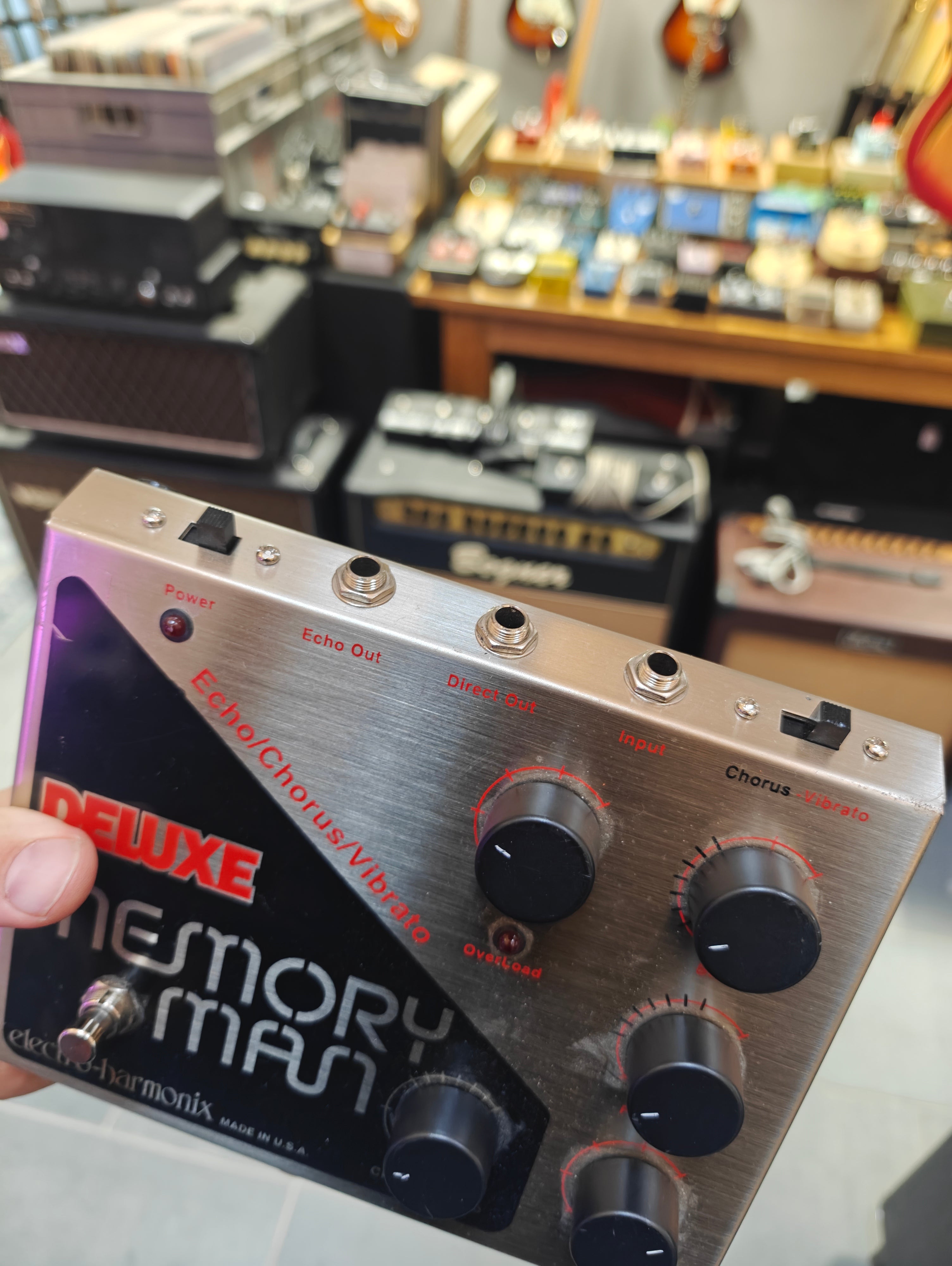 Electro-Harmonix Deluxe Memory Man 2000s Reissue REV-D