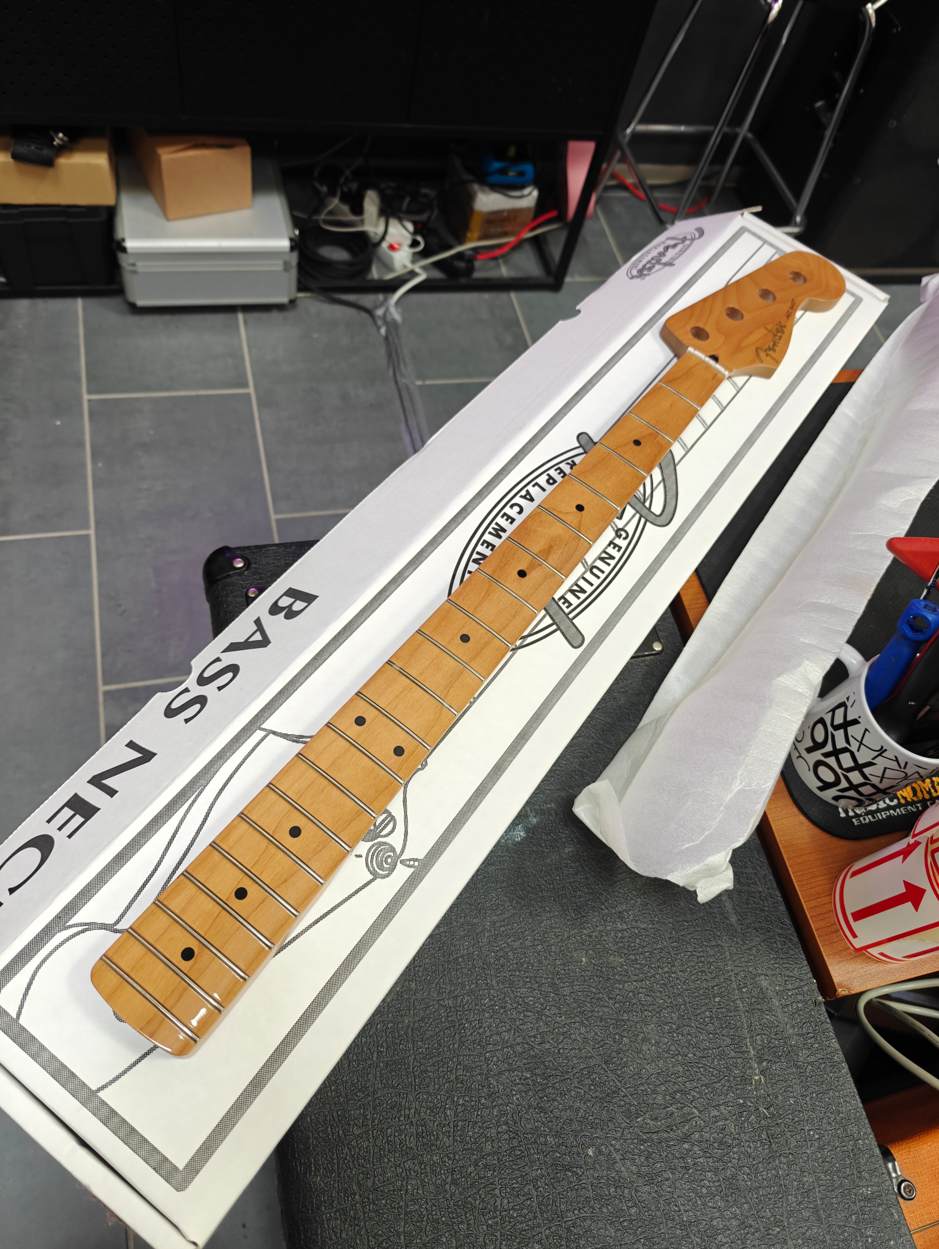 Fender American Standard Jazz Bass Fretless 2008 w/ Fretted Neck