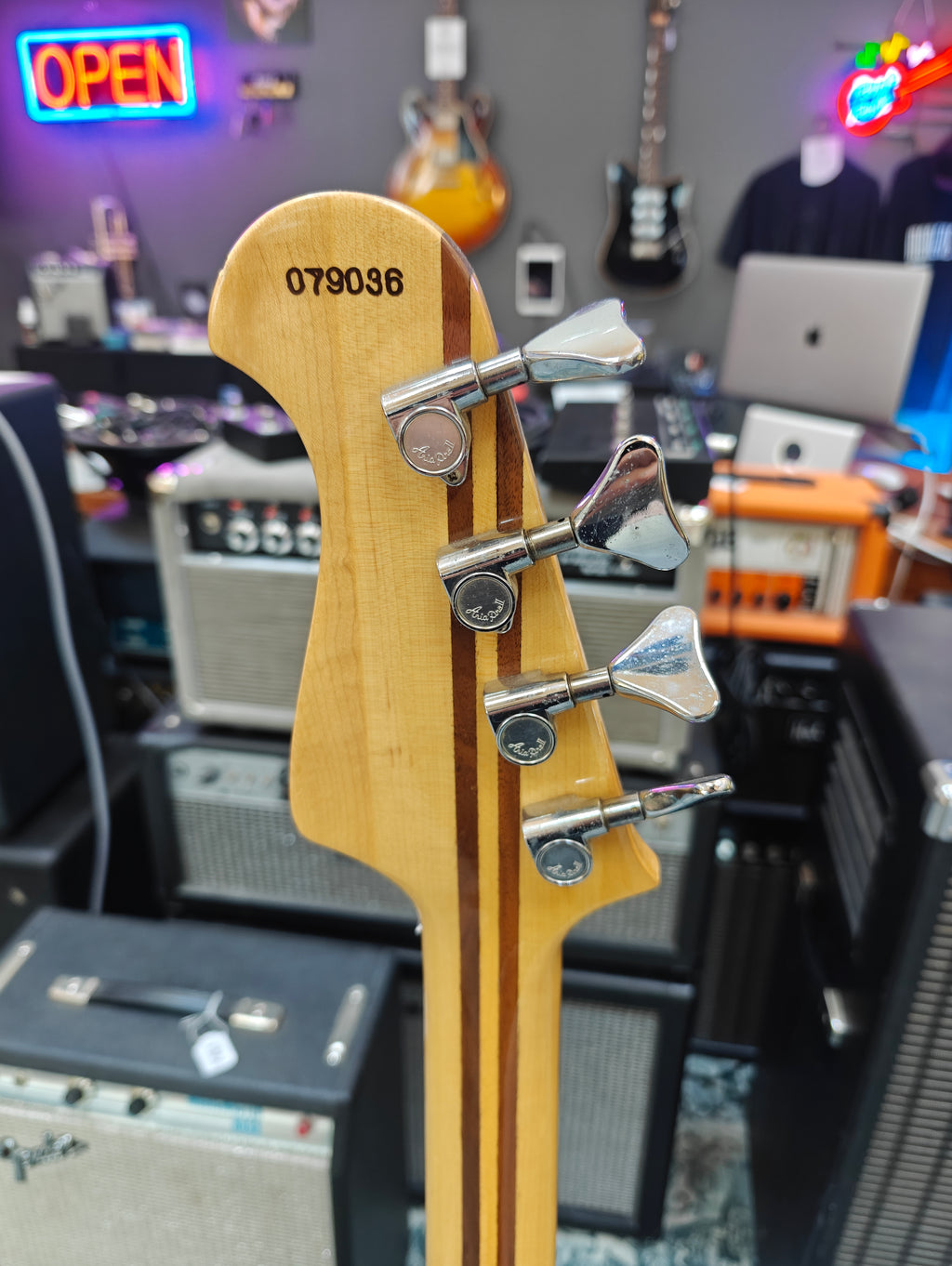 Aria Pro II Rev-Sound Bass RSB-900 1970s