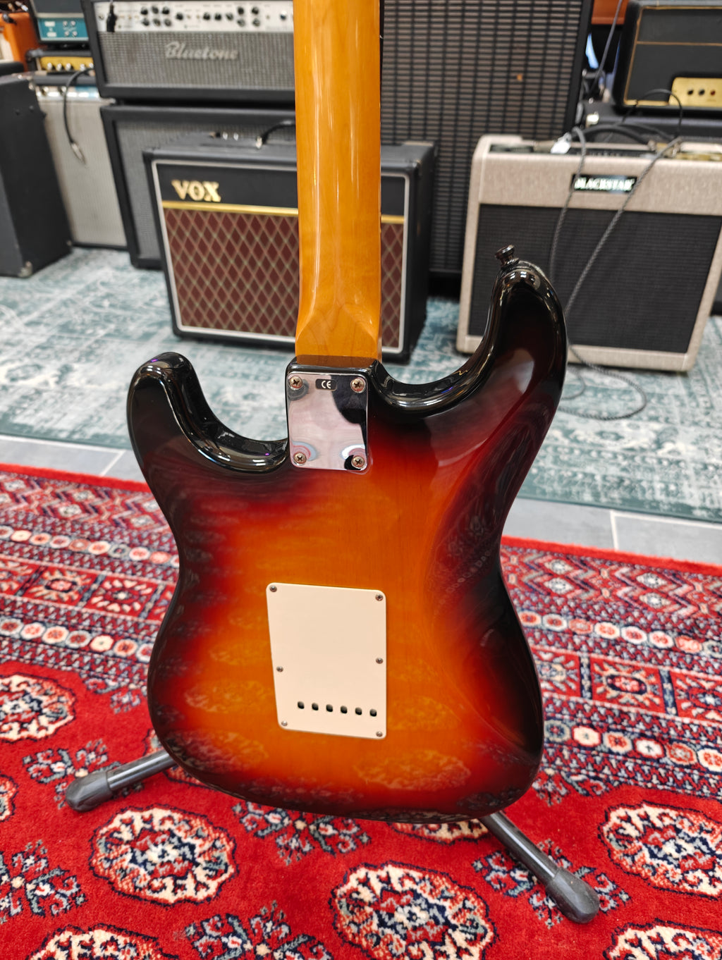Fender Classic Series '60s Stratocaster w/ EMG DG20 Pro Series loaded pickguard