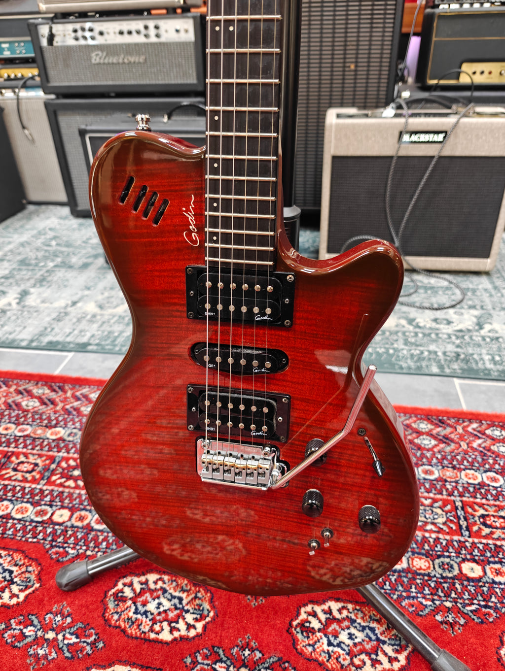 Godin xtSA Light Burst Flame