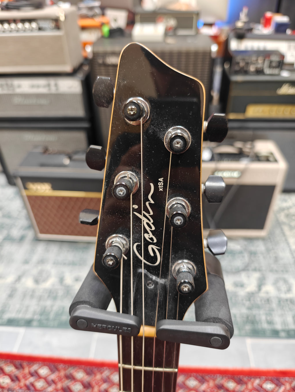 Godin xtSA Light Burst Flame