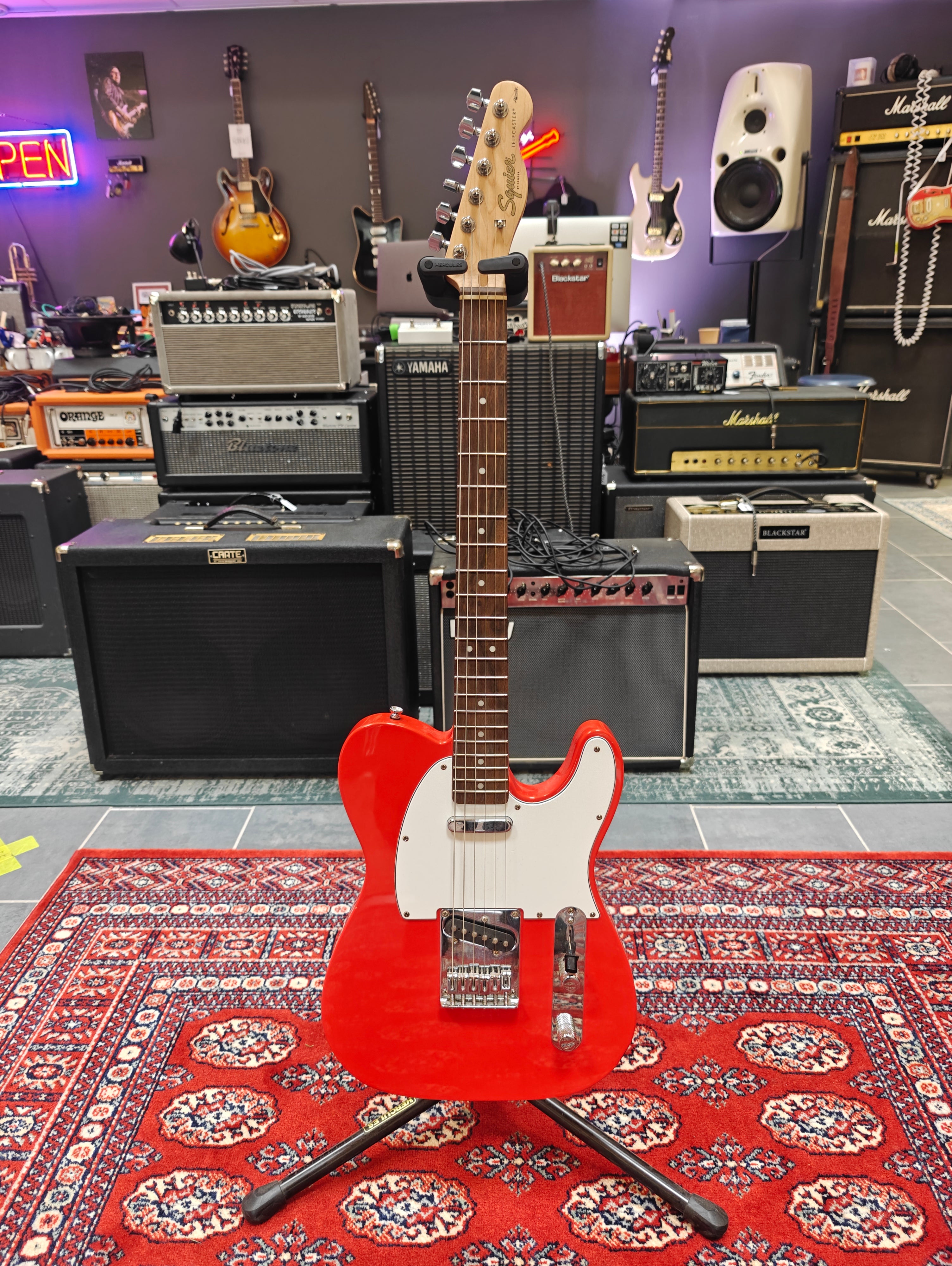 Fender Squier Affinity Series Telecaster Race Red – Tonefest